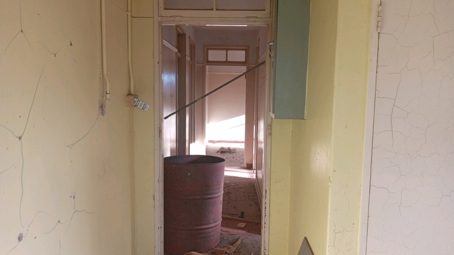 2 Bedroom Property for Sale in Aberdeen Eastern Cape